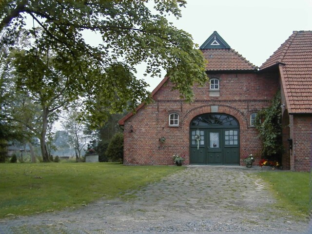 Aug. 2000